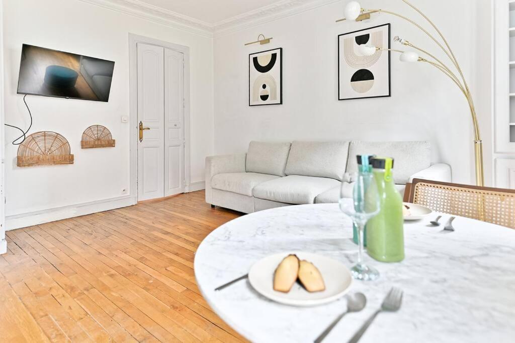 Appartement Haussmannien Lumineux Et Central- II Париж Екстериор снимка