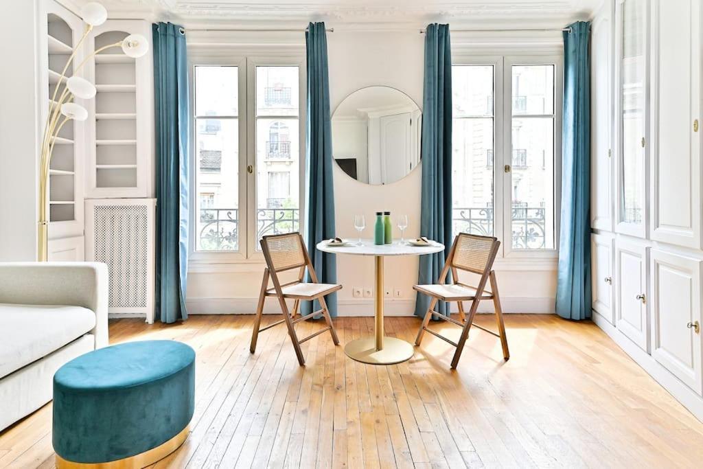 Appartement Haussmannien Lumineux Et Central- II Париж Екстериор снимка