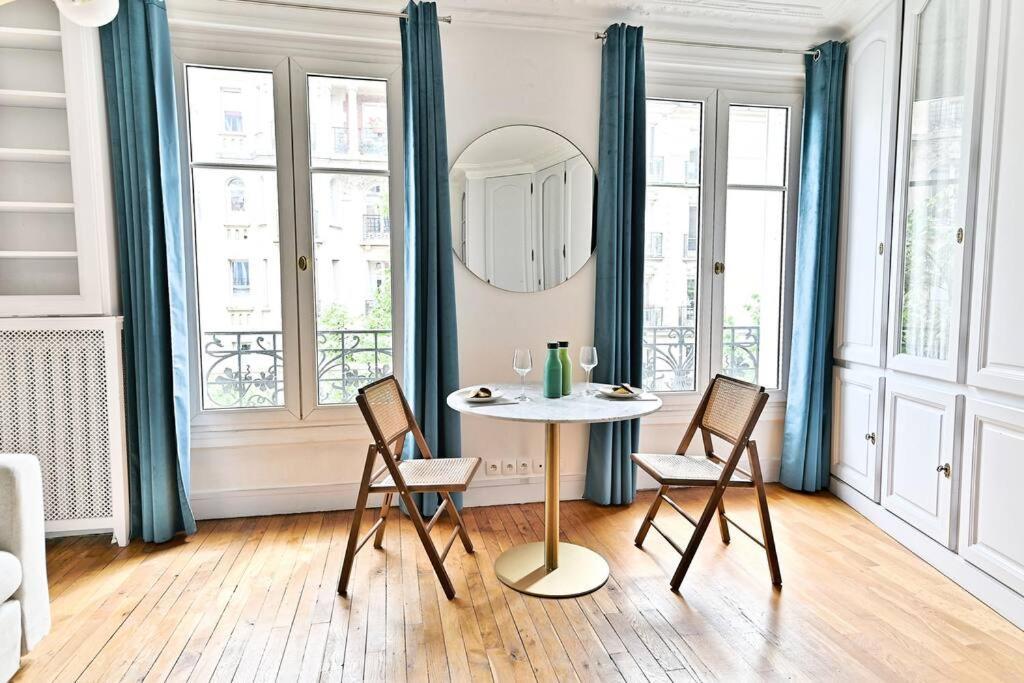 Appartement Haussmannien Lumineux Et Central- II Париж Екстериор снимка